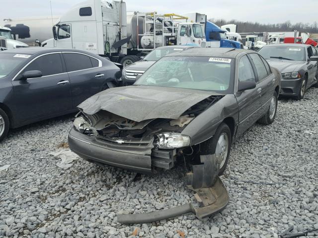 2G1WL52M0V9239049 - 1997 CHEVROLET LUMINA BAS 灰色 照片 2