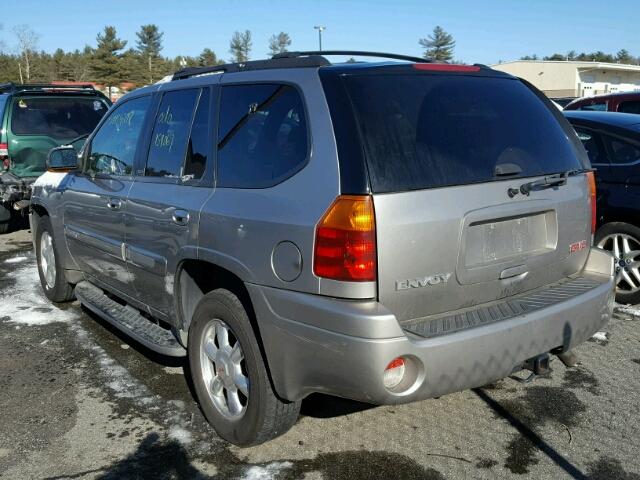 1GKDT13S132278673 - 2003 GMC ENVOY SILVER photo 3