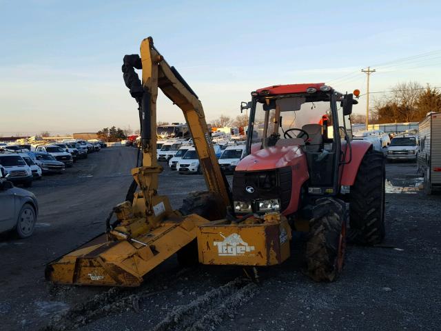 51275 - 2010 KUTA TRACTOR ORANGE photo 2