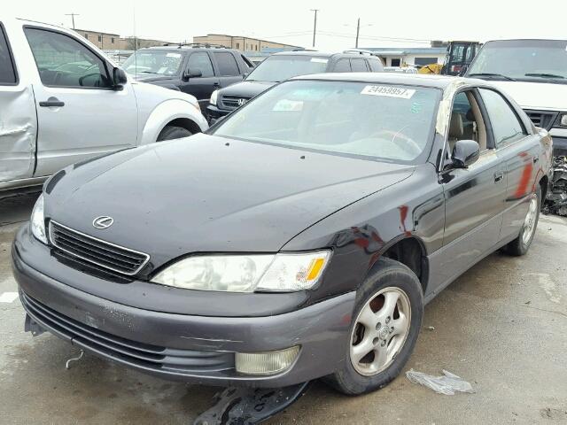 JT8BF28G3W5037266 - 1998 LEXUS ES 300 BLACK photo 2