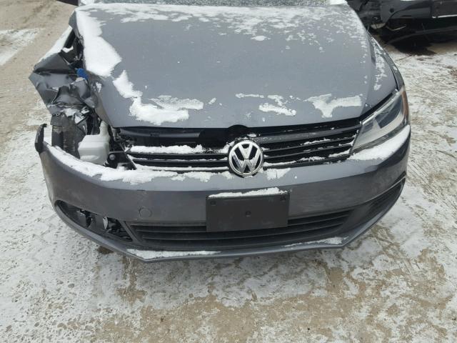 3VW2K7AJ0EM213633 - 2014 VOLKSWAGEN JETTA BASE 灰色 照片 7