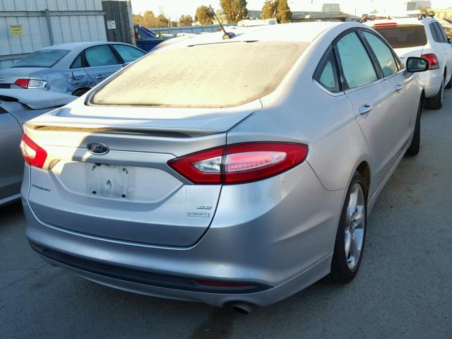 3FA6P0HD7GR360623 - 2016 FORD FUSION SE SILVER photo 4