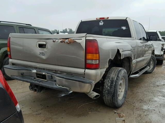 2GTFK69U421400650 - 2002 GMC SIERRA K15 GRAY photo 4