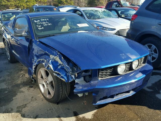 1ZVHT82H465130688 - 2006 FORD MUSTANG GT BLUE photo 1