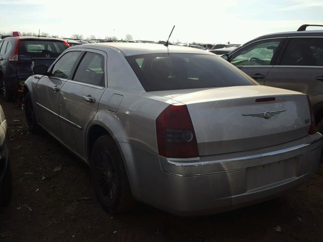 2C3KA53G68H207824 - 2008 CHRYSLER 300 TOURIN SILVER photo 3