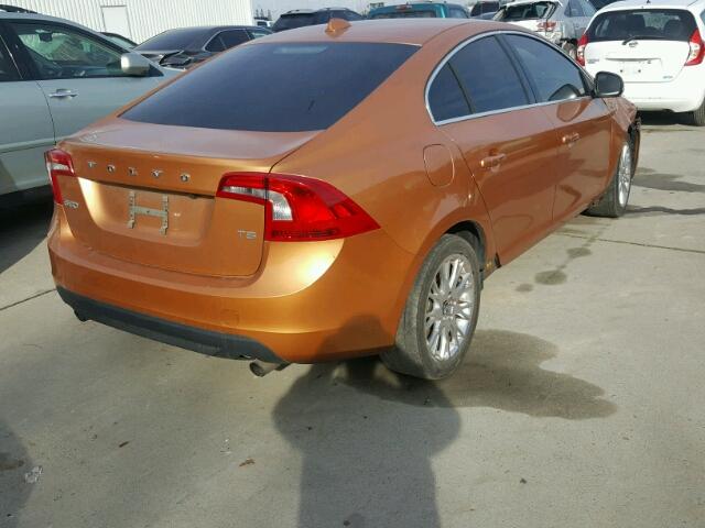 YV1622FS8C2105087 - 2012 VOLVO S60 T5 ORANGE photo 4