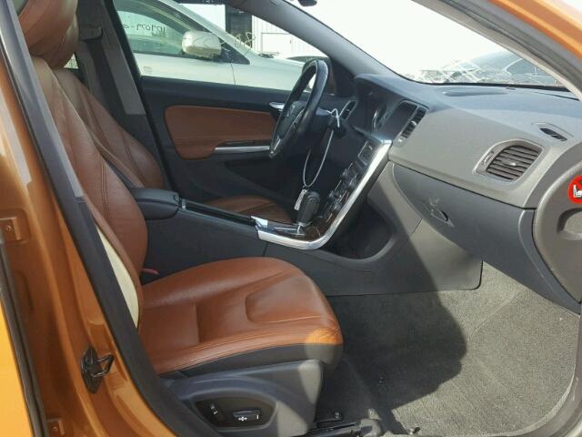 YV1622FS8C2105087 - 2012 VOLVO S60 T5 ORANGE photo 5