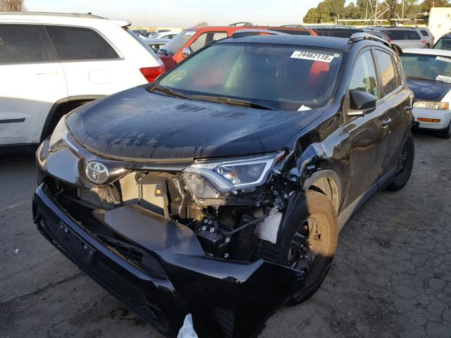 2T3BFREV2GW464185 - 2016 TOYOTA RAV4 LE BLACK photo 2