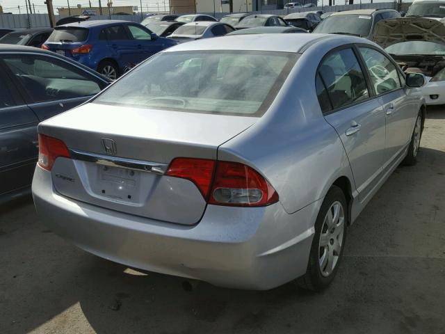 19XFA16579E039575 - 2009 HONDA CIVIC LX SILVER photo 4