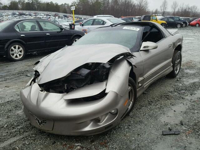 2G2FS22K622120101 - 2002 PONTIAC FIREBIRD GOLD photo 2