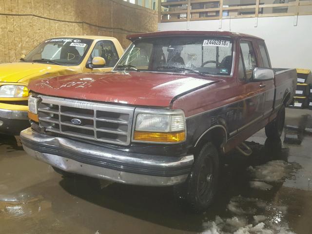 1FTEX14H7PKA96487 - 1993 FORD F150 RED photo 2