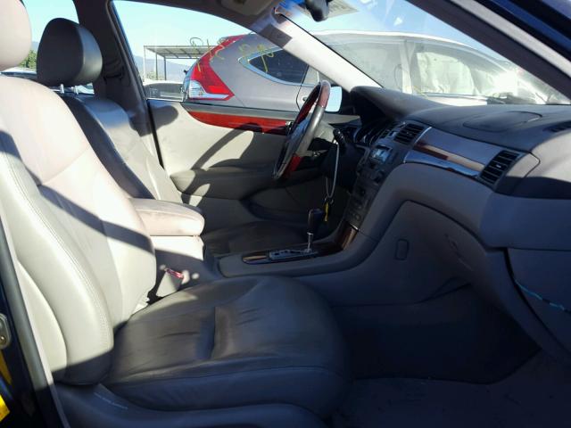 JTHBF30G520085876 - 2002 LEXUS ES 300 BLUE photo 5