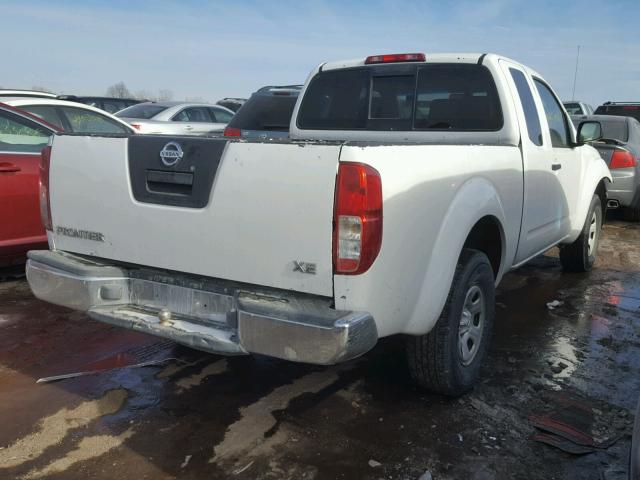 1N6BD06T46C421979 - 2006 NISSAN FRONTIER K WHITE photo 4