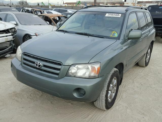 JTEDP21AX50047541 - 2005 TOYOTA HIGHLANDER GREEN photo 2