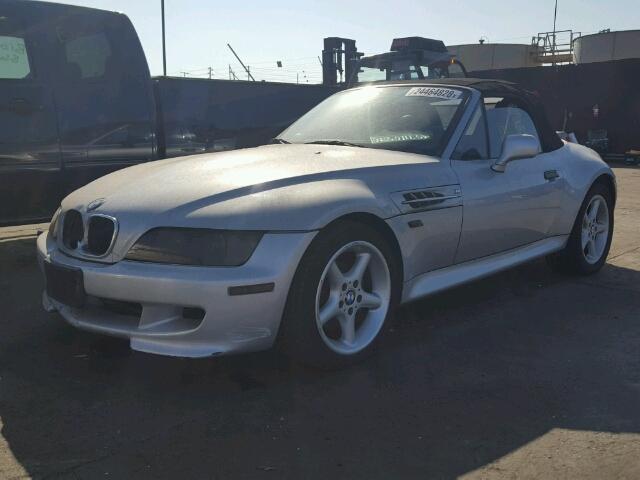 4USCJ3332WLB63660 - 1998 BMW Z3 2.8 SILVER photo 2