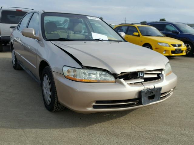 1HGCG66521A077660 - 2001 HONDA ACCORD LX BEIGE photo 1