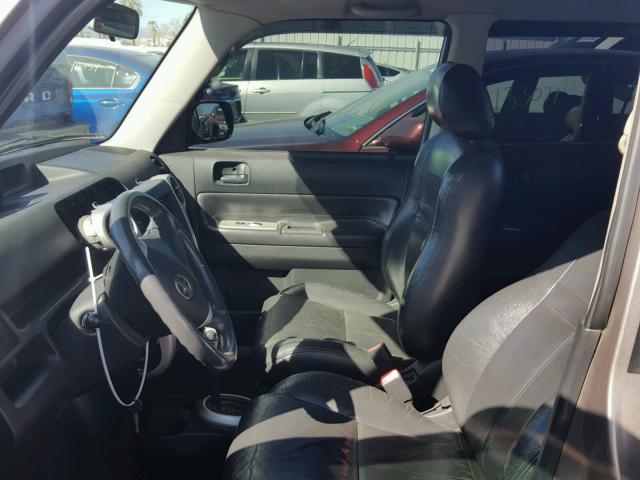 JTLKT324150187911 - 2005 TOYOTA SCION XB 银色 照片 5