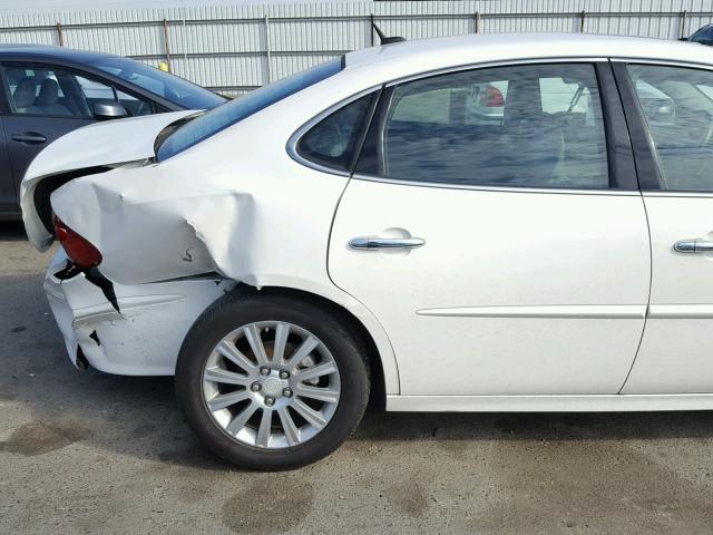 2G4WE587471213246 - 2007 BUICK LACROSSE C WHITE photo 9