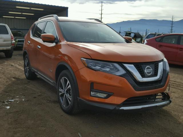 5N1ET2MV0HC769506 - 2017 NISSAN ROGUE SV H ORANGE photo 1