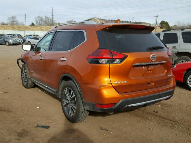 5N1ET2MV0HC769506 - 2017 NISSAN ROGUE SV H ORANGE photo 3