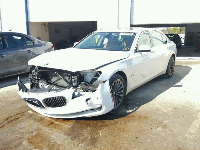 WBAKB4C55CC575633 - 2012 BMW 740 LI WHITE photo 2