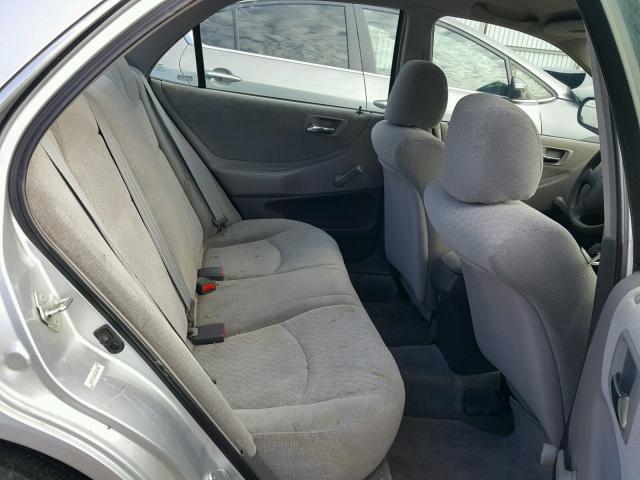 1HGCF86602A082560 - 2002 HONDA ACCORD VAL SILVER photo 6