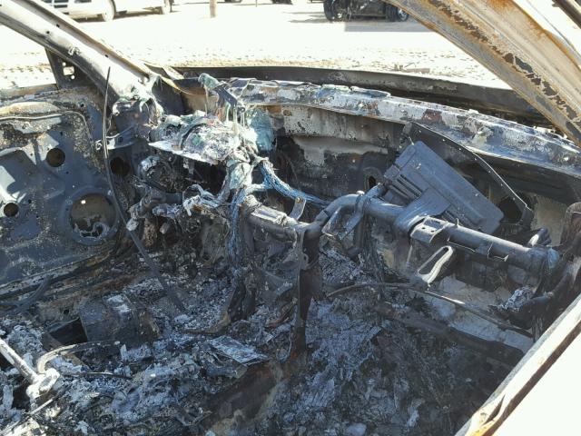 KMHFC46F56A060696 - 2006 HYUNDAI AZERA SE BURN photo 5