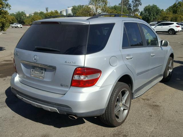 4JGBB86E66A121456 - 2006 MERCEDES-BENZ ML 350 SILVER photo 4