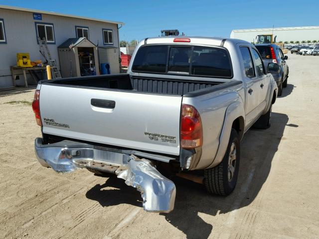 5TEJU62N26Z223606 - 2006 TOYOTA TACOMA DOU SILVER photo 4