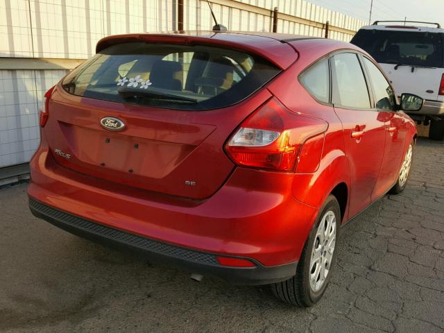 1FAHP3K21CL155261 - 2012 FORD FOCUS SE BURGUNDY photo 4