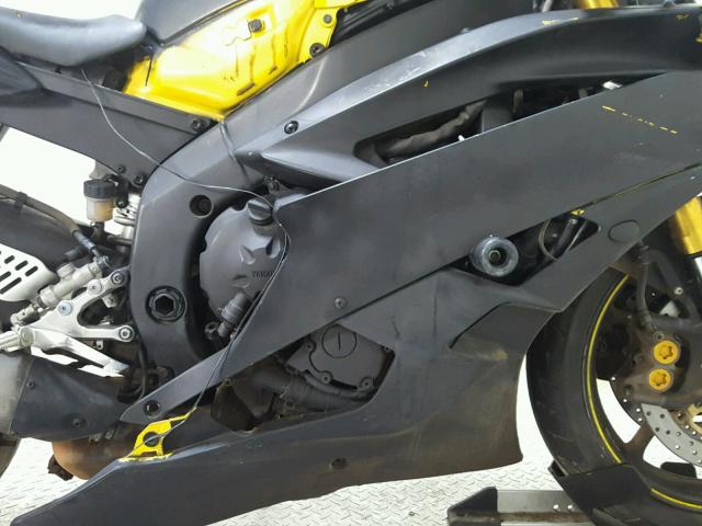 JYARJ12E86A002029 - 2006 YAMAHA YZFR6 L BLACK photo 12