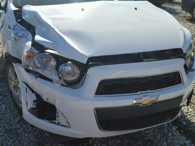 1G1JC5SB7C4221639 - 2012 CHEVROLET SONIC LT WHITE photo 9