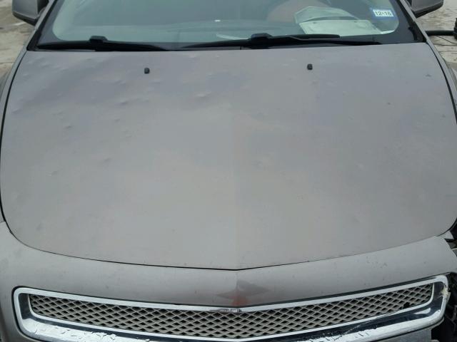 1G1ZE5E01AF131590 - 2010 CHEVROLET MALIBU LTZ TAN photo 9