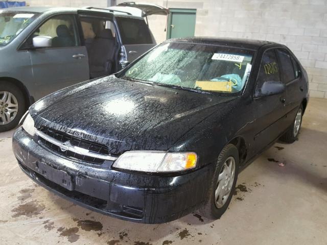 1N4DL01D5WC243939 - 1998 NISSAN ALTIMA XE BLACK photo 2