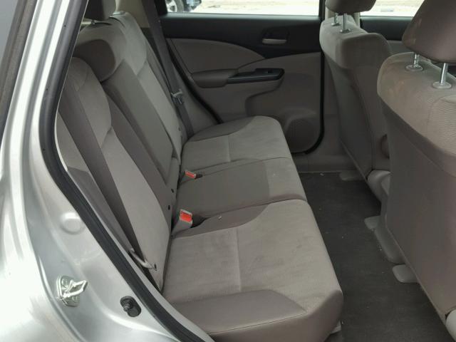 2HKRM4H37CH622233 - 2012 HONDA CR-V LX SILVER photo 6