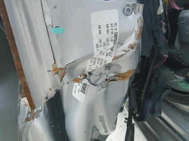 2D4RN5D18AR180475 - 2010 DODGE GRAND CARA GRAY photo 10