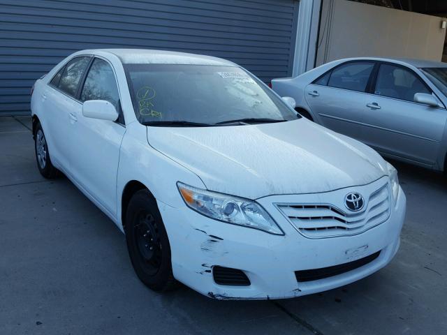 4T1BF3EK0AU567866 - 2010 TOYOTA CAMRY BASE WHITE photo 1