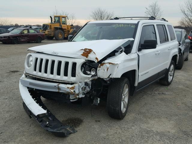 1C4NJRCB3ED728741 - 2014 JEEP PATRIOT LI WHITE photo 2