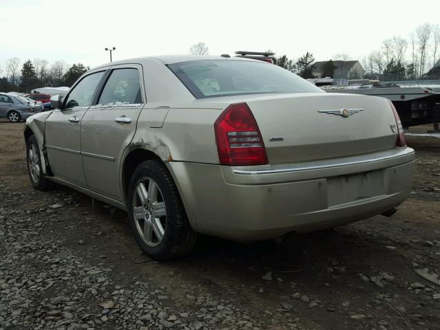 2C3LK63H86H374781 - 2006 CHRYSLER 300C TAN photo 3