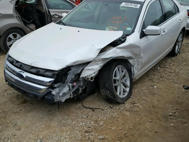 3FAHP0JA7AR127681 - 2010 FORD FUSION SEL WHITE photo 9