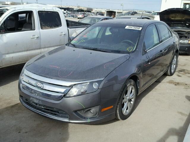 3FAHP0HA7CR238546 - 2012 FORD FUSION SE GRAY photo 2