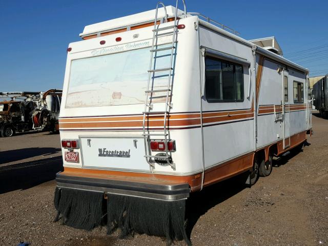 1GBKP37WXD3328048 - 1983 CHEVROLET P30 BEIGE photo 4