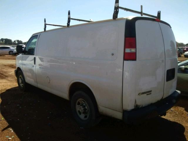 1GCWGFCA8D1185685 - 2013 CHEVROLET EXPRESS G2 WHITE photo 3