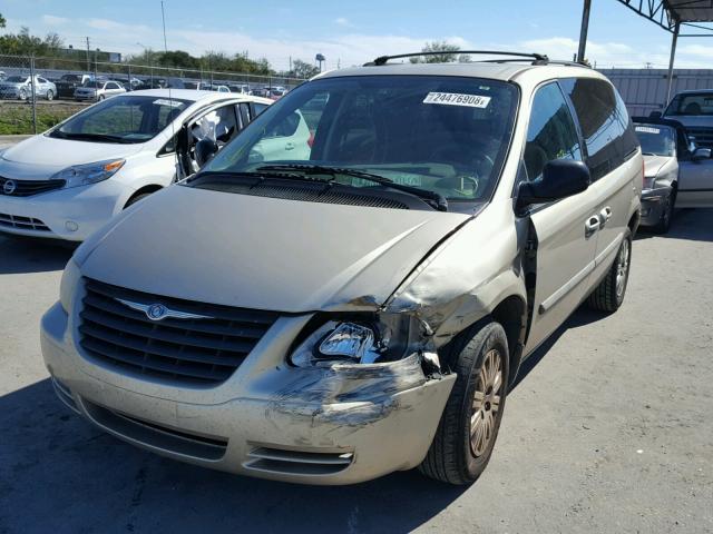 1A4GP45RX6B739800 - 2006 CHRYSLER TOWN & COU TAN photo 2