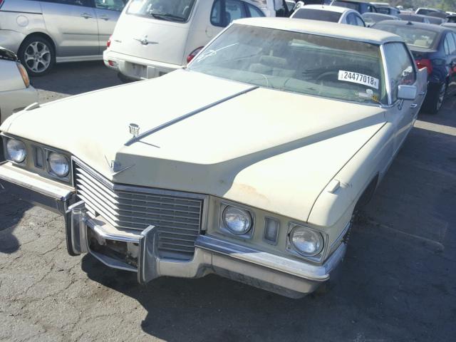 6D49R2Q258126 - 1972 CADILLAC DEVILLE YELLOW photo 2