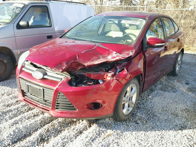 1FADP3F27DL181874 - 2013 FORD FOCUS SE RED photo 2