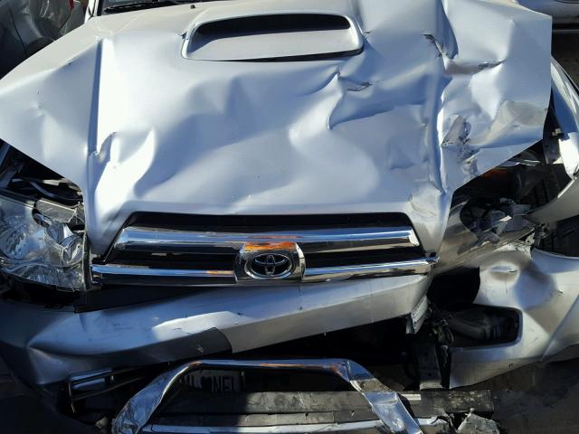 JTEBT14R740034100 - 2004 TOYOTA 4RUNNER SR SILVER photo 7