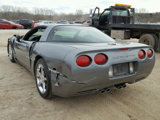 1G1YY22GX45125333 - 2004 CHEVROLET CORVETTE GRAY photo 3