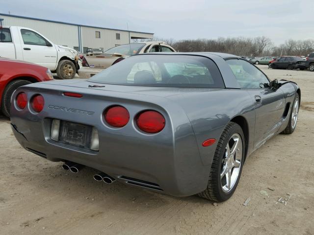 1G1YY22GX45125333 - 2004 CHEVROLET CORVETTE GRAY photo 4