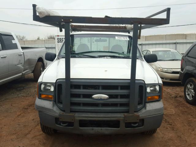 1FTNF20535EB31283 - 2005 FORD F250 SUPER WHITE photo 9